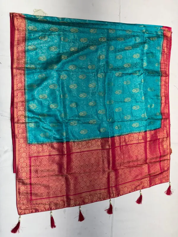 Turquoise_Blue_Silk_Saree_With_Magenta_Zari_Buti_Border_For_Women