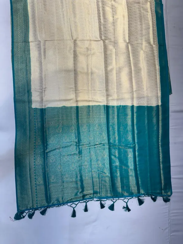 Off_White_Silk_Banarasi_Teal_Green_Border_Saree_For_Women