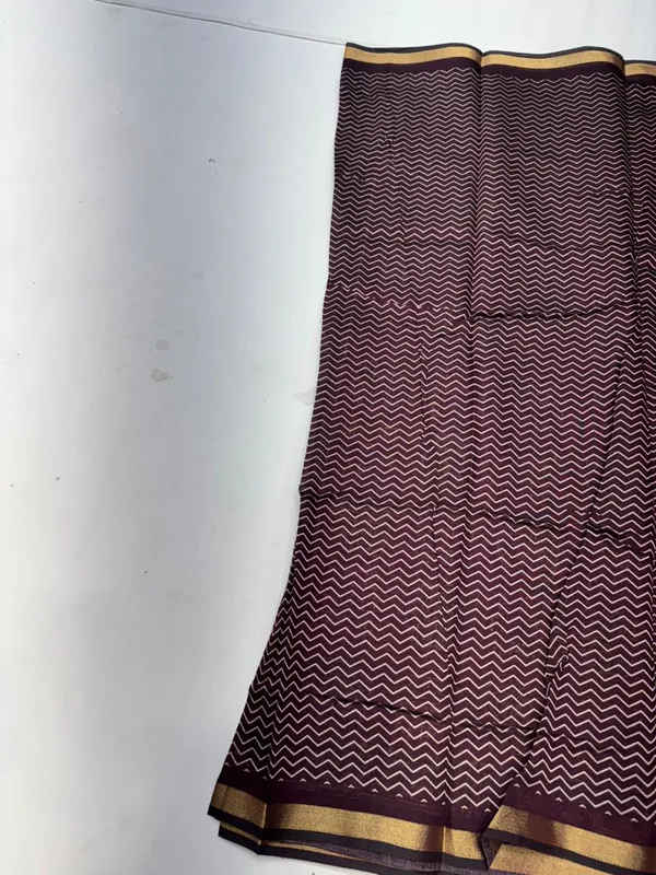 Maroon_And_Pink_Cotton_Chanderi_Silk_Saree_With_Elephant_Motifs_For_Women