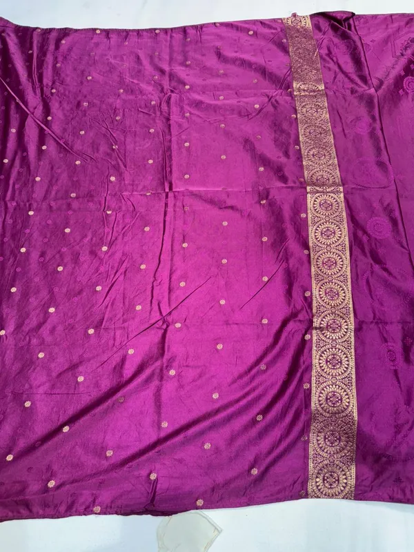 Purple_Banarasi_Silk_Saree_With_Golden_Zari_Elephant_Motifs_For_Women