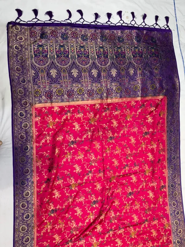 Purple_Silk_Banarasi_Zari_Buti_Woven_Border_Saree_For_Women