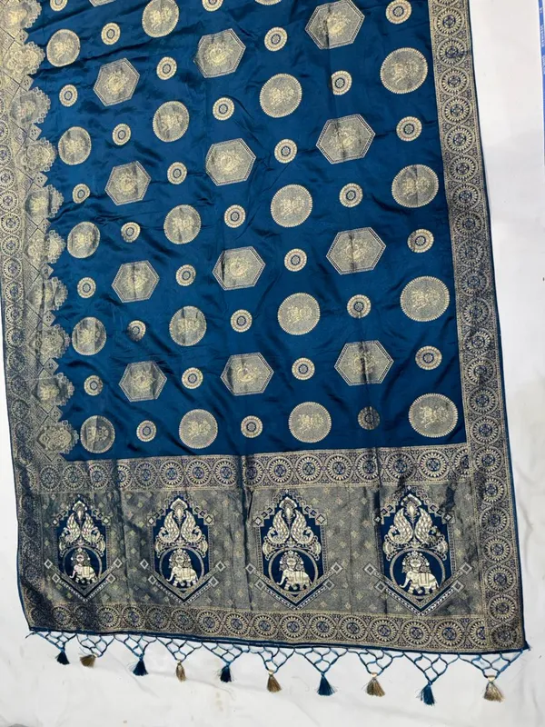 Blue_Silk_Zari_Buti_Woven_Border_Saree_For_Women