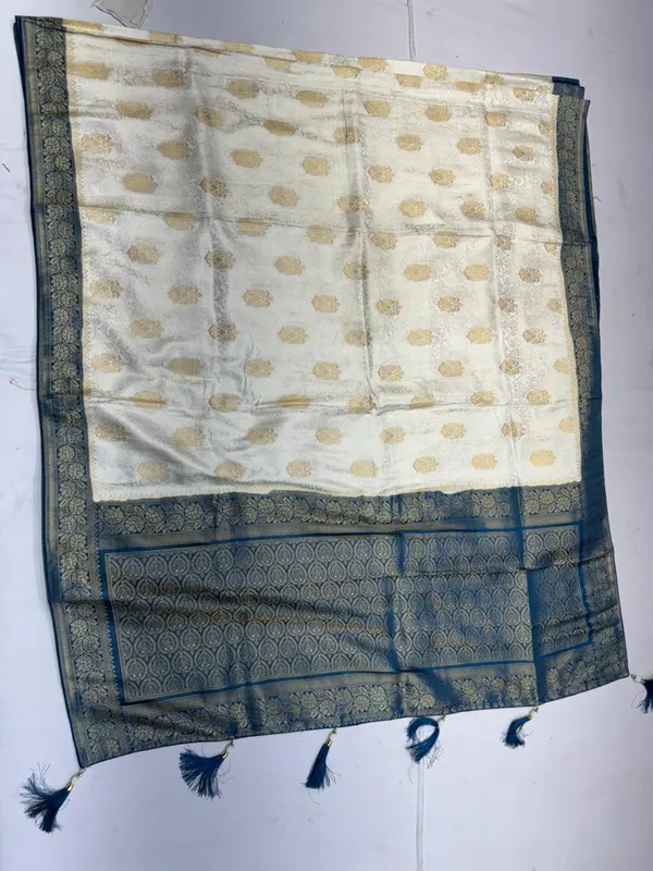 Off_White_Silk_Banarasi_Blue_Border_Golden_Motif_Saree_For_Women