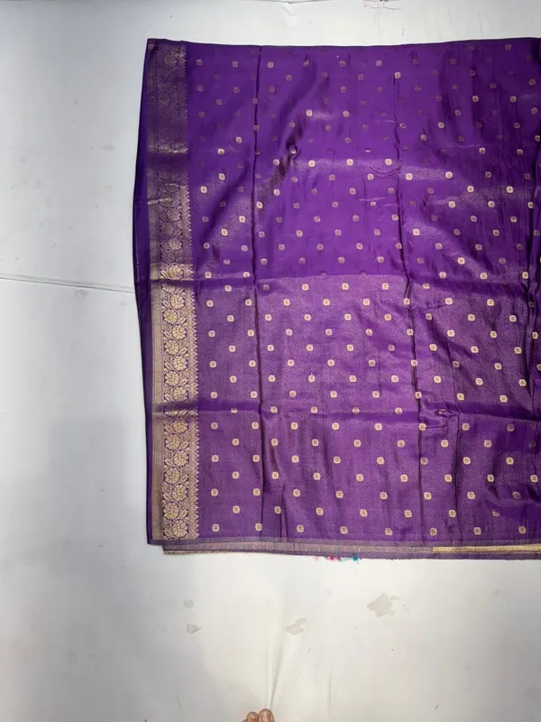 Purple_Banarasi_Silk_Saree_With_Golden_Buti_Pink_Pallu_For_Women