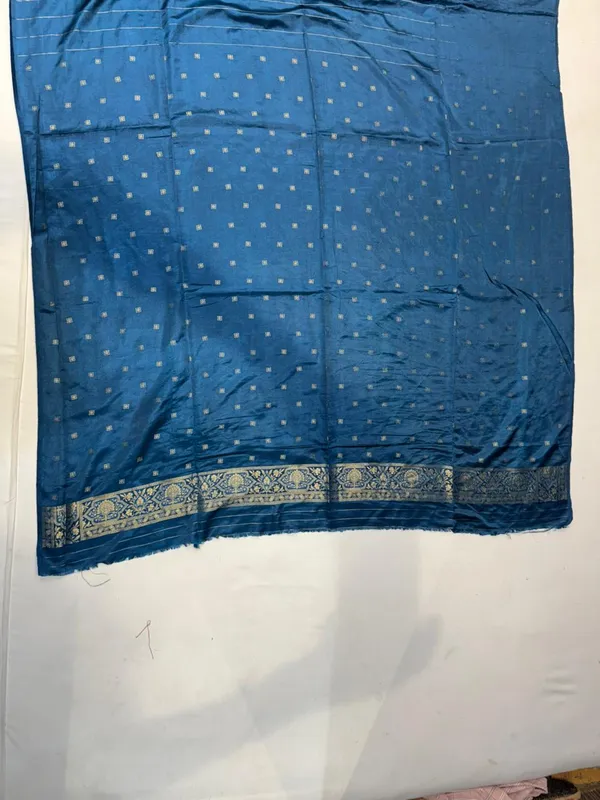 Grey_Silk_Banarasi_Blue_Border_Zari_Woven_Saree_For_Women
