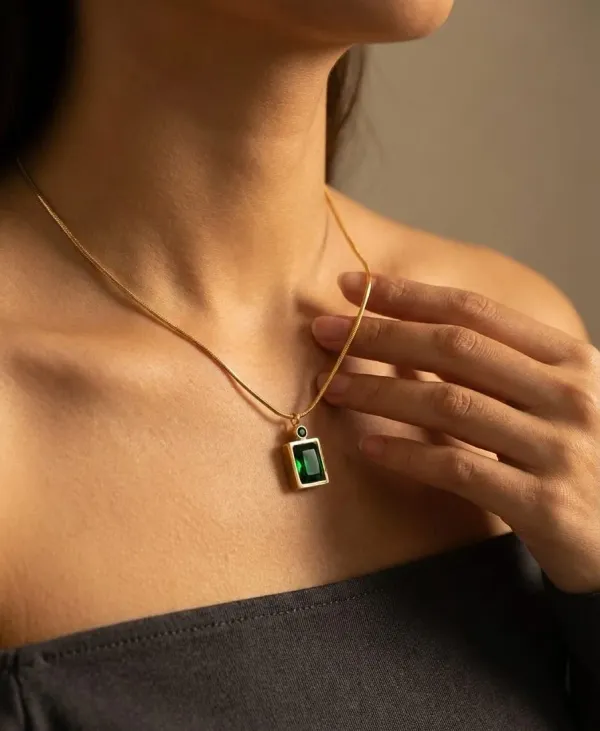 18K_Gold_Plated_Elegant_Stone_Pendant