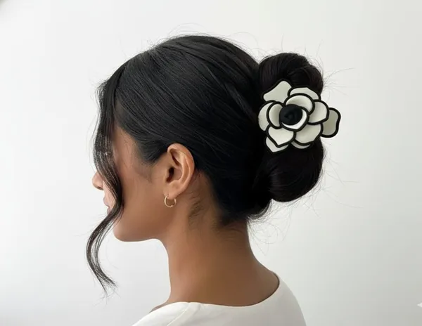 Hair_Clip_For_Women_Girls_Flower_Hair_Clutcher_Durable_Grip_Clip_For_Daily_Use