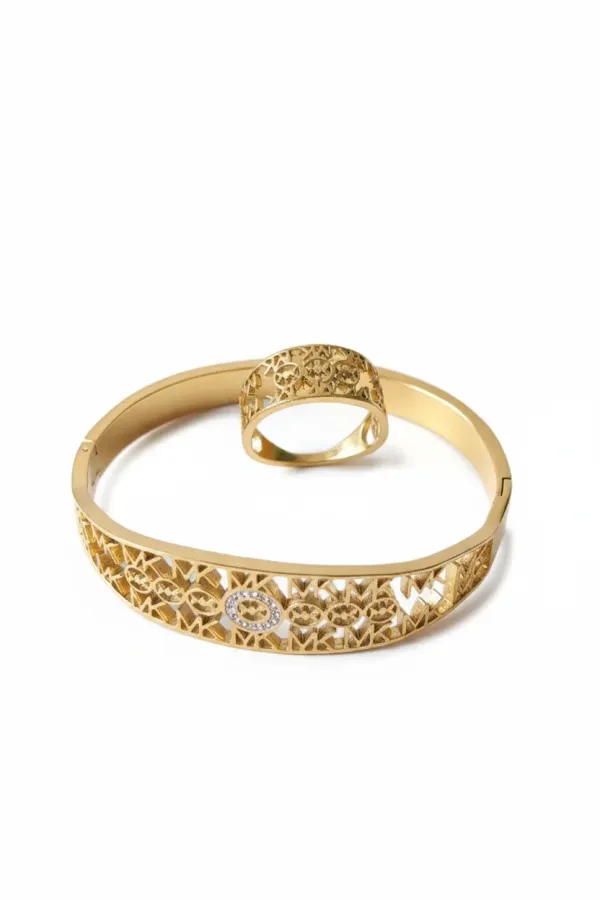Luxury_Designer_18K_Gold_Plated_Bracelet_Ring_Combo_Set