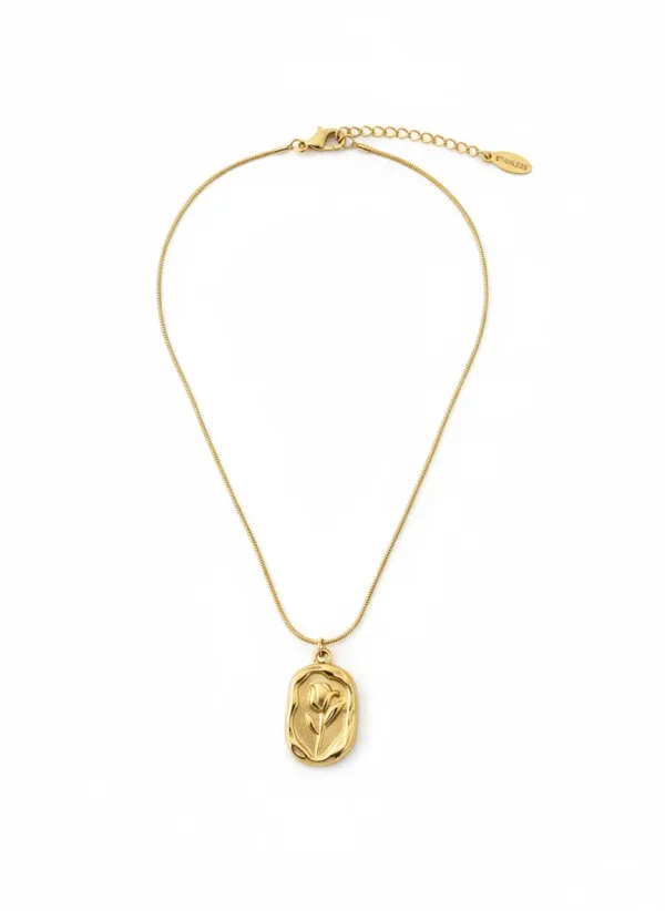 18K_Gold_Plated_Floral_Engraved_Pendant_Necklace