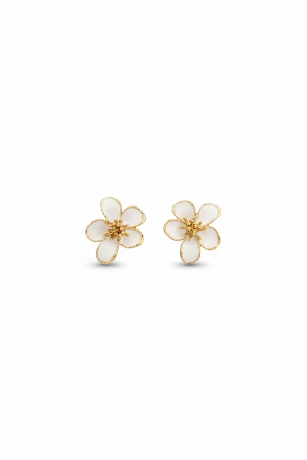 White_Flower_Stud_Earrings_With_Gold_Detailing