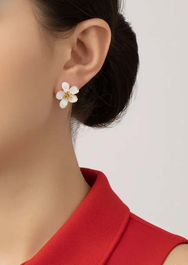 White_Flower_Stud_Earrings_With_Gold_Detailing