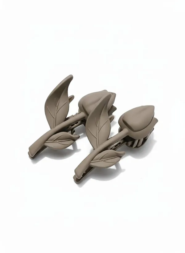 Tulip_Or_A_Rose_With_Leaves_Clutcher_Flower_Hair_Claw_Clip