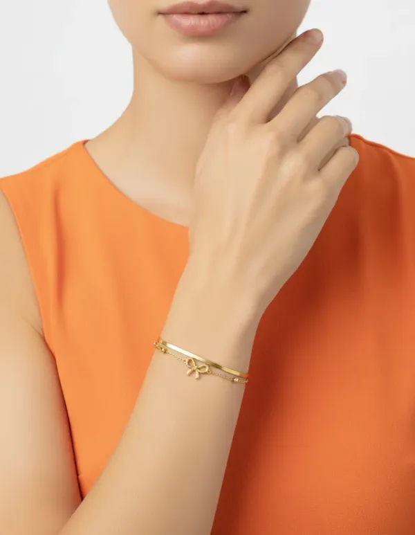 18K_Gold_Plated_Stylish_Bracelet_With_A_Cute_Bow_Charm