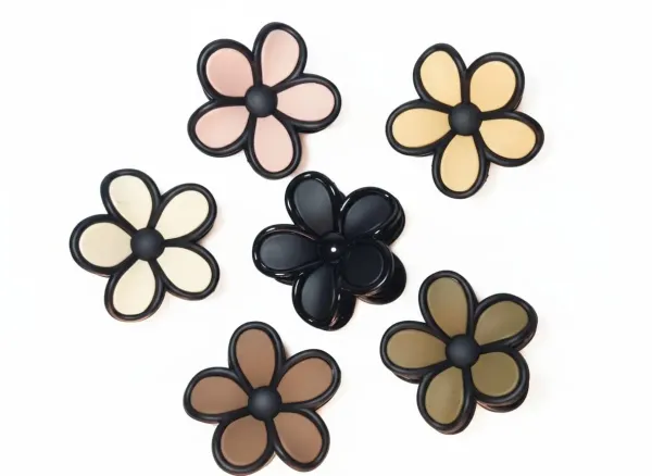 Plumeria_Flower_Claw_Clip