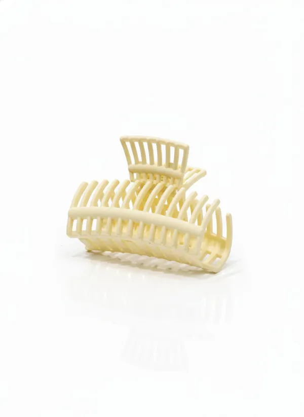 Simple_Sweet_Girl_Grasp_Claw_Clip