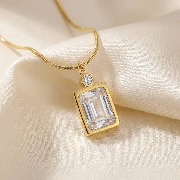 18K_Gold_Plated_Elegant_Stone_Pendant