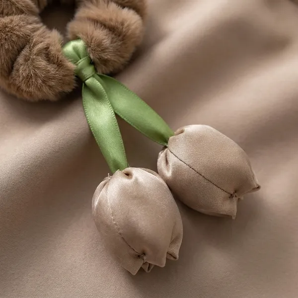 Pack_Of_4__Brown_And_Green_Fur_Tulip_Design__Scrunchies_For_Women