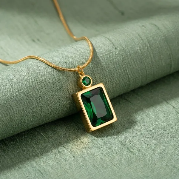 18K_Gold_Plated_Elegant_Stone_Pendant