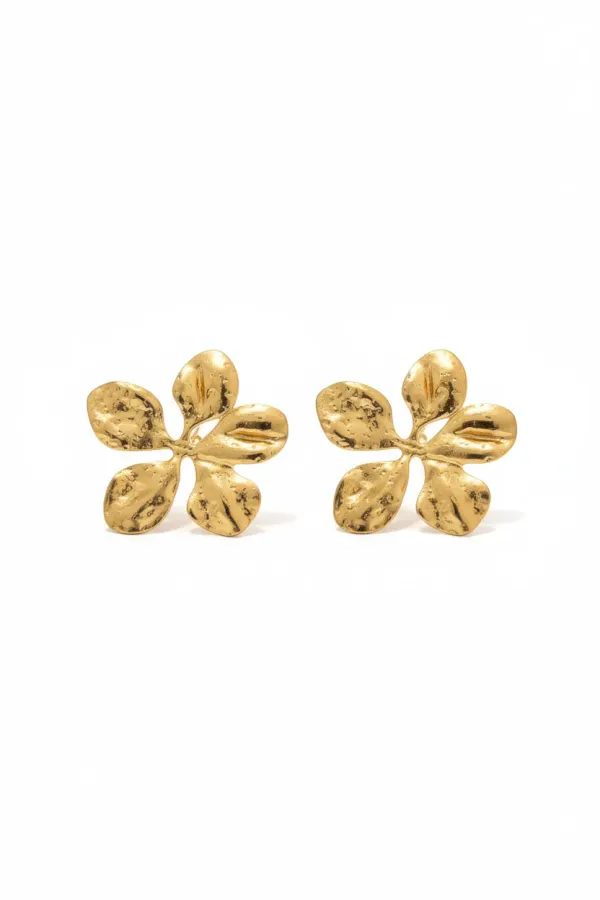 Gold_Textured_Flower_Stud_Earrings_For_Women