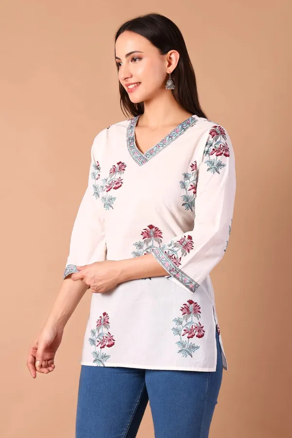 Cotton_Hand_Block_Printed_V_Neck_Tunic_With_3/4_Sleeves