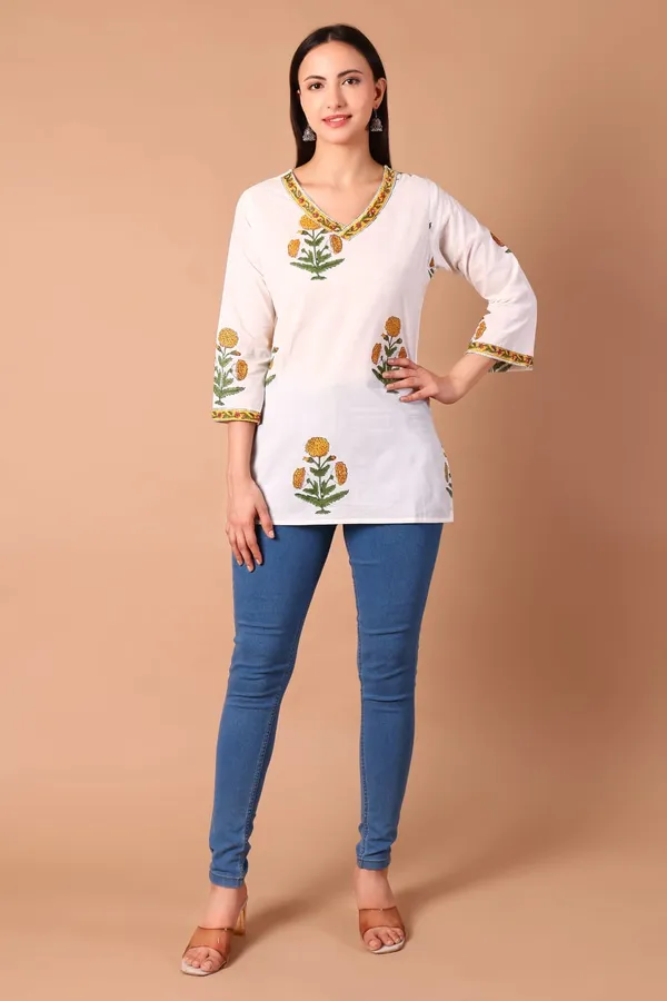 Cotton_Hand_Block_Printed_V_Neck_Tunic_With_3/4_Sleeves