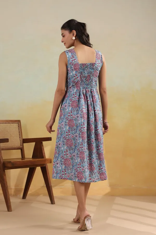 Floral_Print_Sleeveless_Cotton_Midi_Dress_With_Front_Slit_And_Smocked_Back