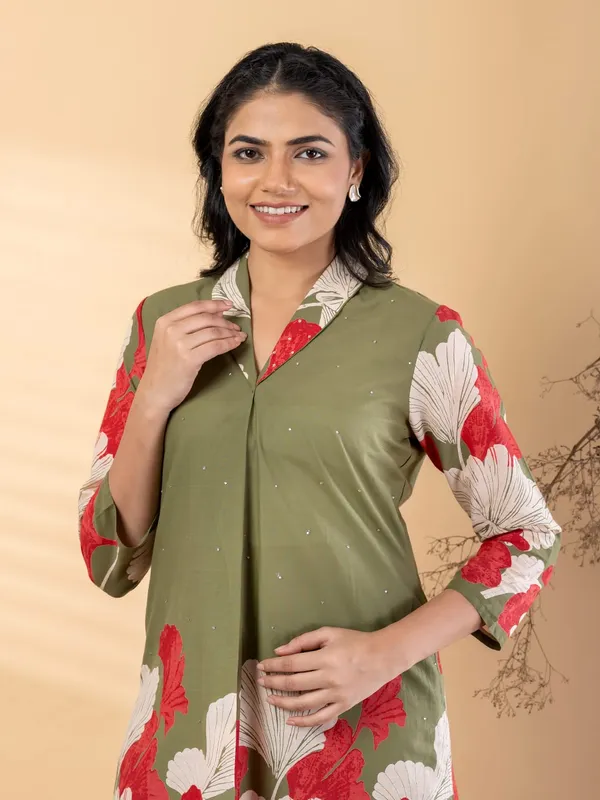 Olive_Green_Floral_Print_Cotton_Co-Ord_Set_With_Stone_Work-_Kurta_And_Pants