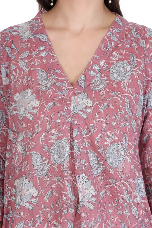 Pink_Cotton_Floral_Print_A-Line_Kurta_for_Women_(With_Pockets)