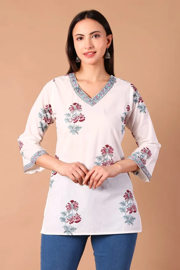Cotton_Hand_Block_Printed_V_Neck_Tunic_With_3/4_Sleeves