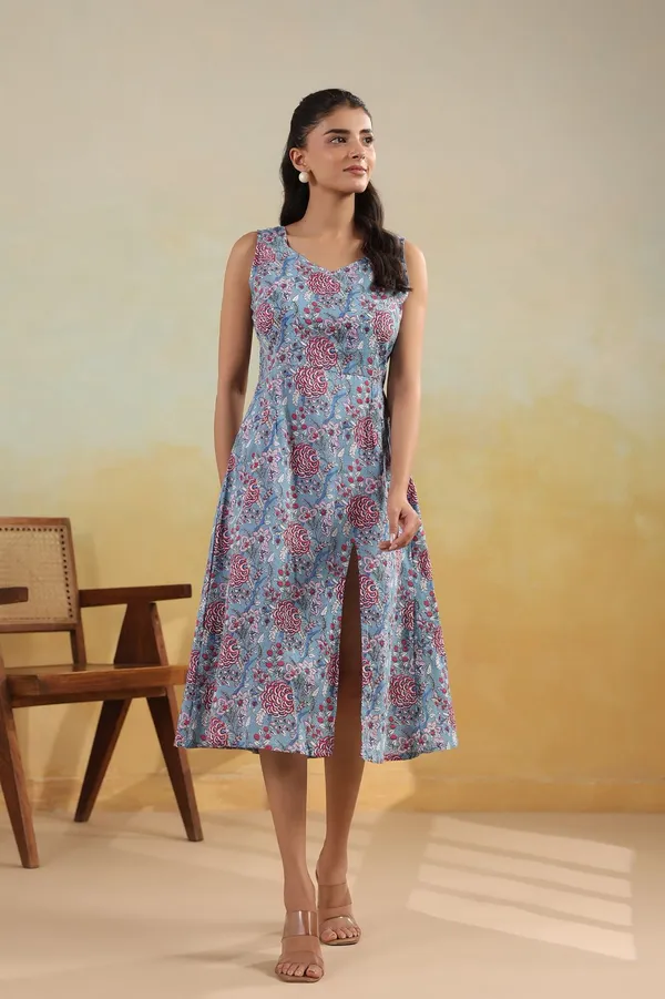 Floral_Print_Sleeveless_Cotton_Midi_Dress_With_Front_Slit_And_Smocked_Back