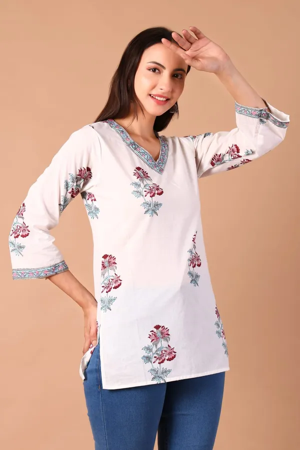 Cotton_Hand_Block_Printed_V_Neck_Tunic_With_3/4_Sleeves
