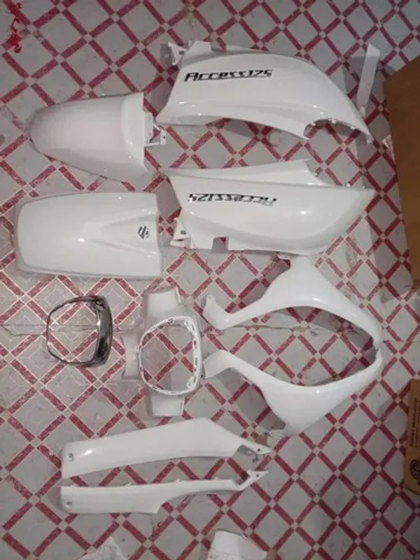 Full_Fiber_Body_Kit_For_Access_Old_125Cc_White