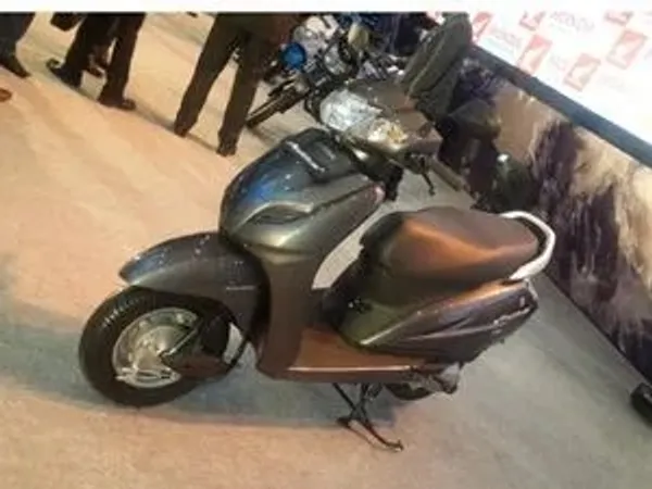 Full_Fiber_Body_Kit_For_Activa_3G_Majestic_Brown