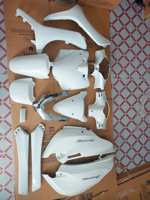 Full_Fiber_Body_Kit_For_Aviator_Pearl_Sunbeam_White