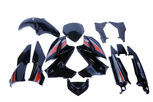 Full_Fiber_Body_Kit_For_Karizma_Om_Black
