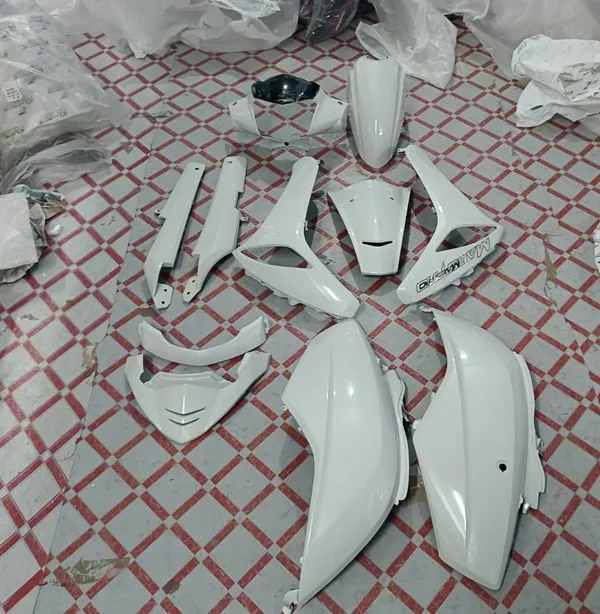 Full_Fiber_Body_Kit_For_Maestro_White