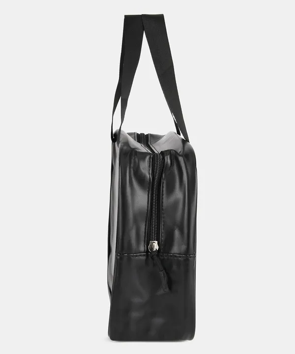 Large_Clear_Waterproof_Wash_Bag_Transparent_Toiletry_And_Makeup_Organizer_Zipper_Cosmetic_Storage_Bag_For_Travel_Bathroom_And_Beauty_Essentials_Black_Pack_Of_2