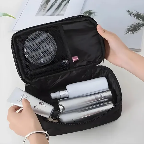 Travel_Cosmetic_Case_Black_Leather_Zipper_Closure_10X10X2_Cm_Reusable