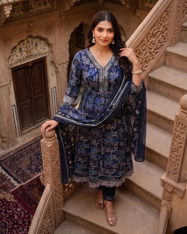 Womens_Navy_Blue_Rayon_Printed_And_Embroidered_Kurti_Pant_Dupatta_Set_|_Ethnic_Wear_Kurta_Set
