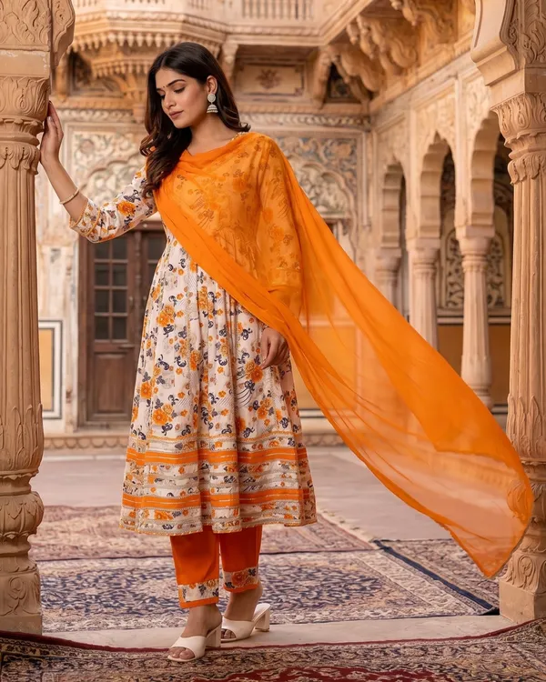 Womens_Off_White_And_Orange_Rayon_Floral_Printed_Kurti_Pant_Dupatta_Set_|_Ethnic_Wear_Kurta_Set