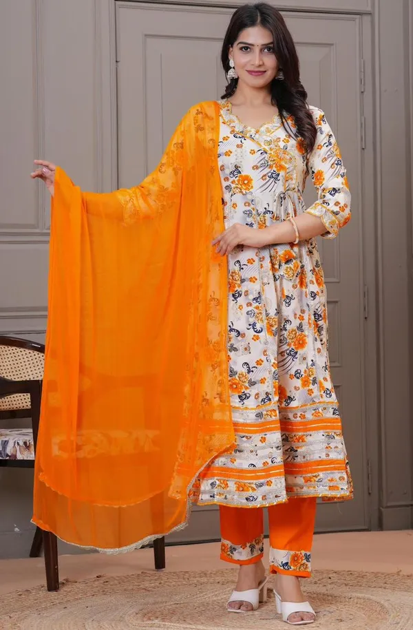Womens_Off_White_And_Orange_Rayon_Floral_Printed_Kurti_Pant_Dupatta_Set_|_Ethnic_Wear_Kurta_Set