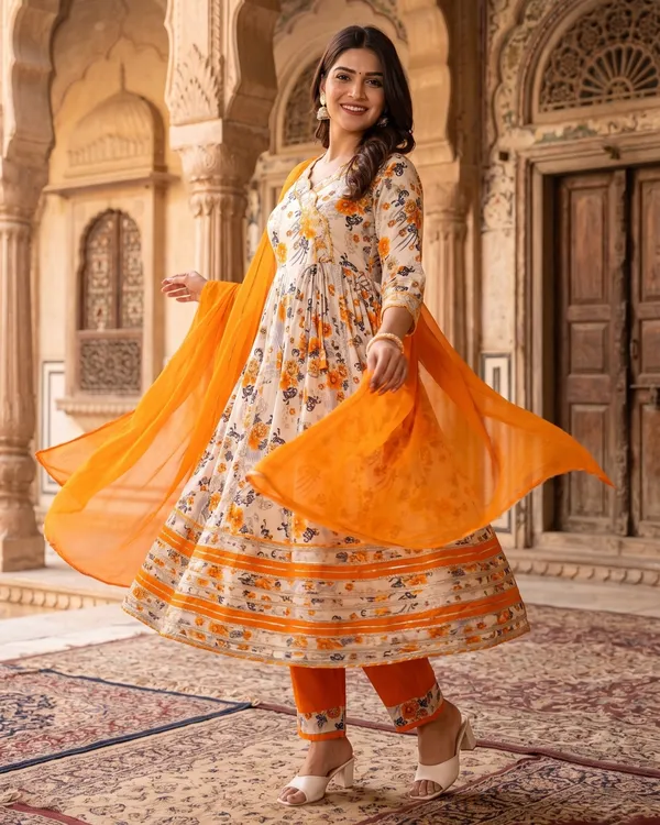 Womens_Off_White_And_Orange_Rayon_Floral_Printed_Kurti_Pant_Dupatta_Set_|_Ethnic_Wear_Kurta_Set