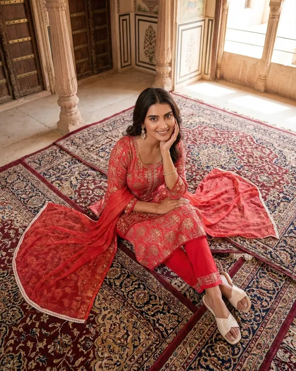 Womens_Coral_Pink_Rayon_Printed_And_Embroidered_Kurti_Pant_Dupatta_Set_|_Ethnic_Festive_Party_Wear_Kurta_Set_For_Women