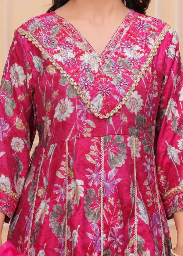 Womens_Rani_Pink_Vatican_Fabric_Printed_And_Embroidered_Kurti_Pant_Dupatta_Set_|_Luxury_Ethnic_Festive_Wear_Kurta_Set