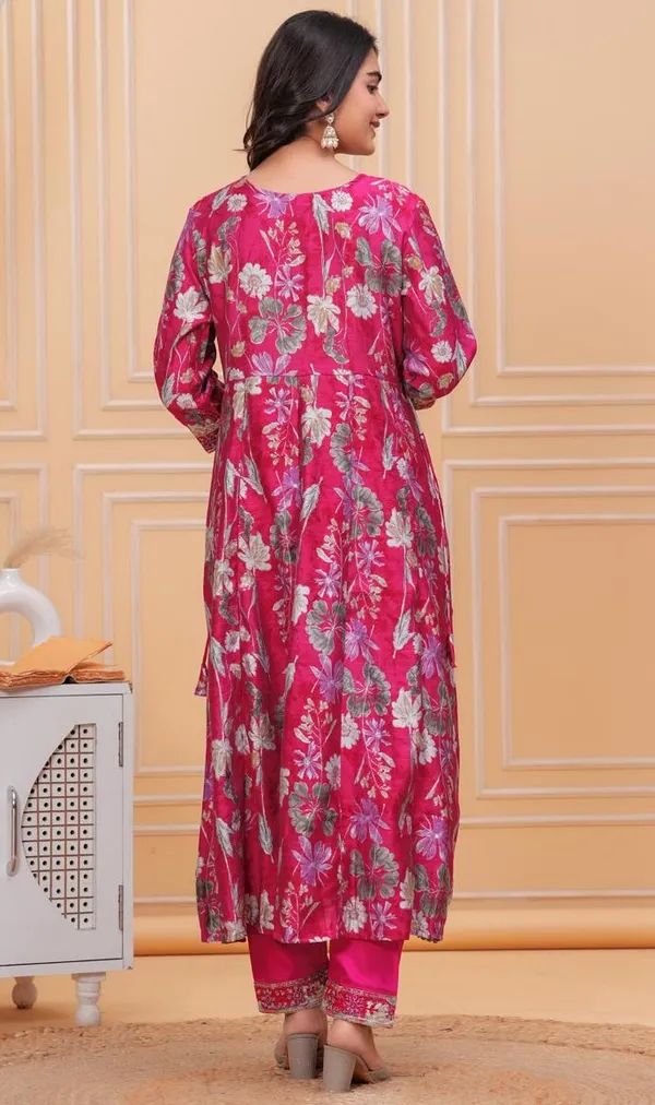 Womens_Rani_Pink_Vatican_Fabric_Printed_And_Embroidered_Kurti_Pant_Dupatta_Set_|_Luxury_Ethnic_Festive_Wear_Kurta_Set