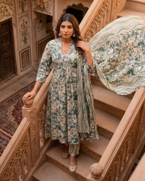 Womens_Green_Floral_Printed_Rayon_Kurti_Pant_Dupatta_Set_With_Square_Neck_And_Gathered_Design