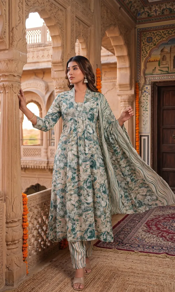 Womens_Green_Floral_Printed_Rayon_Kurti_Pant_Dupatta_Set_With_Square_Neck_And_Gathered_Design