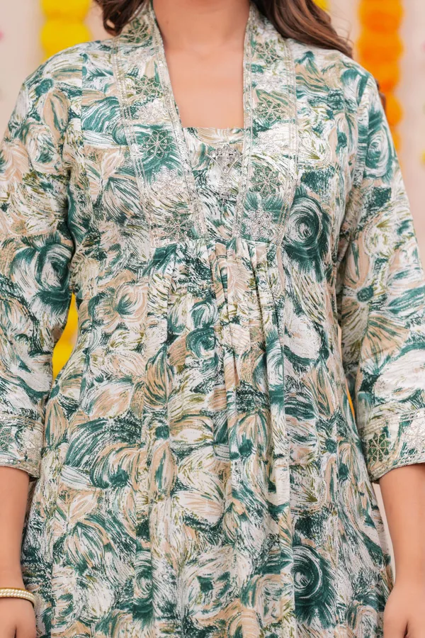 Womens_Green_Floral_Printed_Rayon_Kurti_Pant_Dupatta_Set_With_Square_Neck_And_Gathered_Design