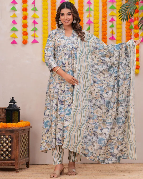 Womens_Grey_Floral_Printed_Rayon_Kurti_Pant_Dupatta_Set_With_Embroidered_Square_Neck_And_Gathered_Design