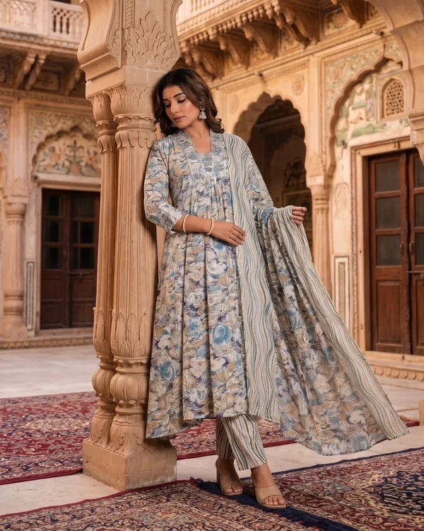 Womens_Grey_Floral_Printed_Rayon_Kurti_Pant_Dupatta_Set_With_Embroidered_Square_Neck_And_Gathered_Design